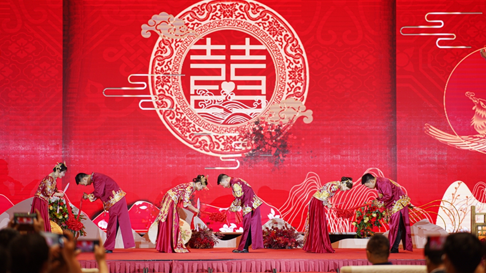 【幸福鐵建，一路黔行】中鐵十五局城建公司集體婚禮(圖4)